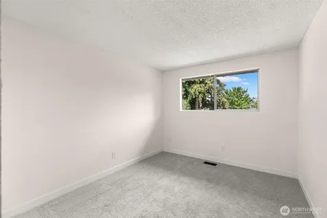31300 31st Ave SW Federal Way WA 98023