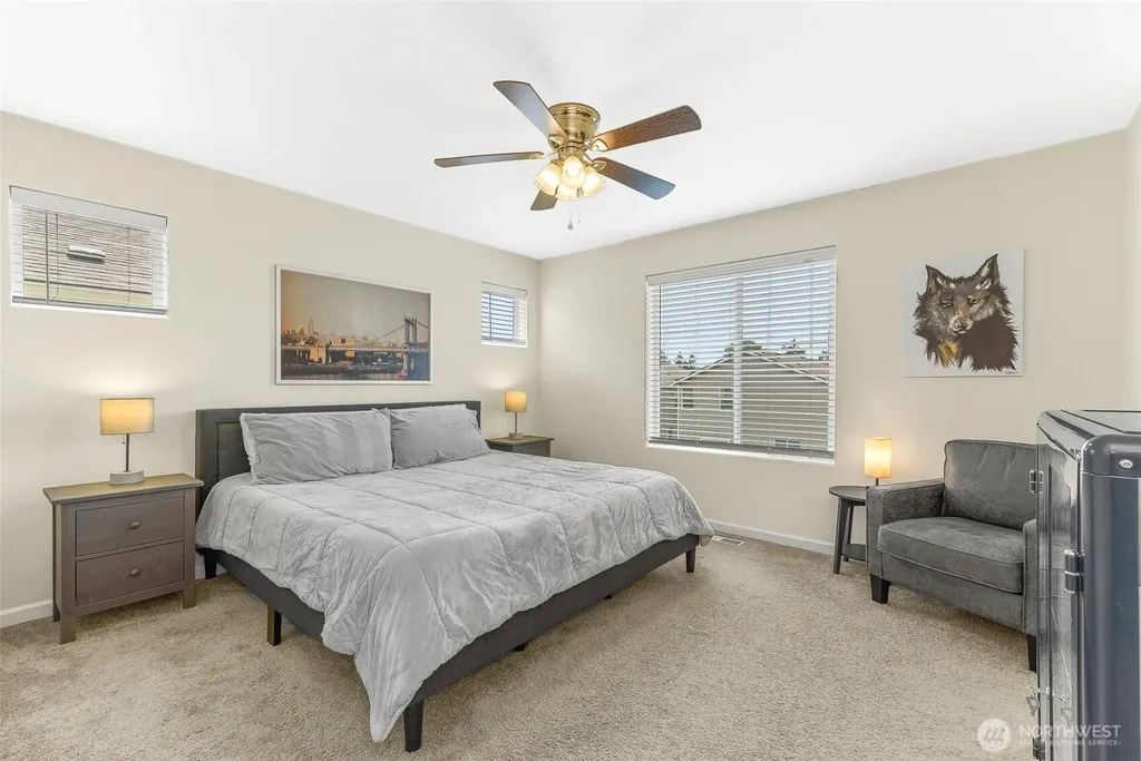 1228 W 16th Avenue La Center WA 98629