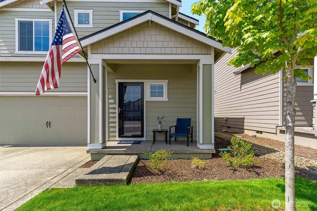 1228 W 16th Avenue La Center WA 98629