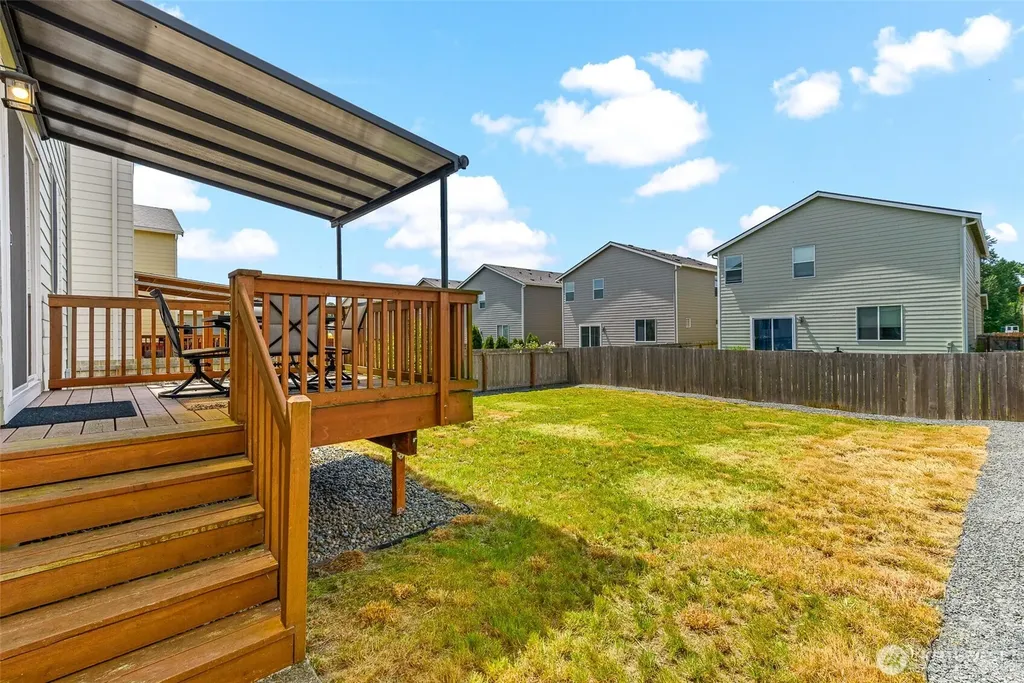 1228 W 16th Avenue La Center WA 98629