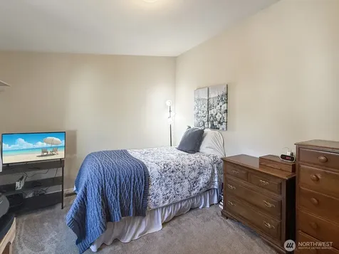 18425 NE 95th Street Redmond WA 98052