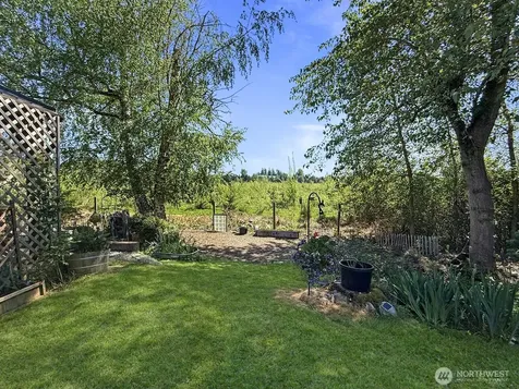 18425 NE 95th Street Redmond WA 98052