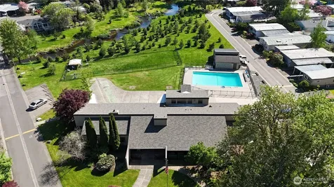 18425 NE 95th Street Redmond WA 98052