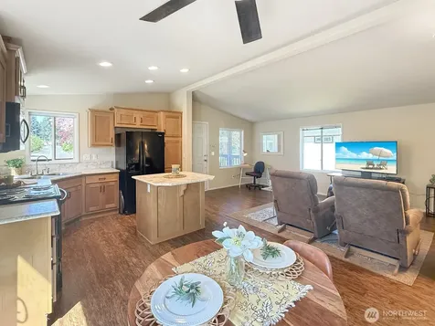 18425 NE 95th Street Redmond WA 98052