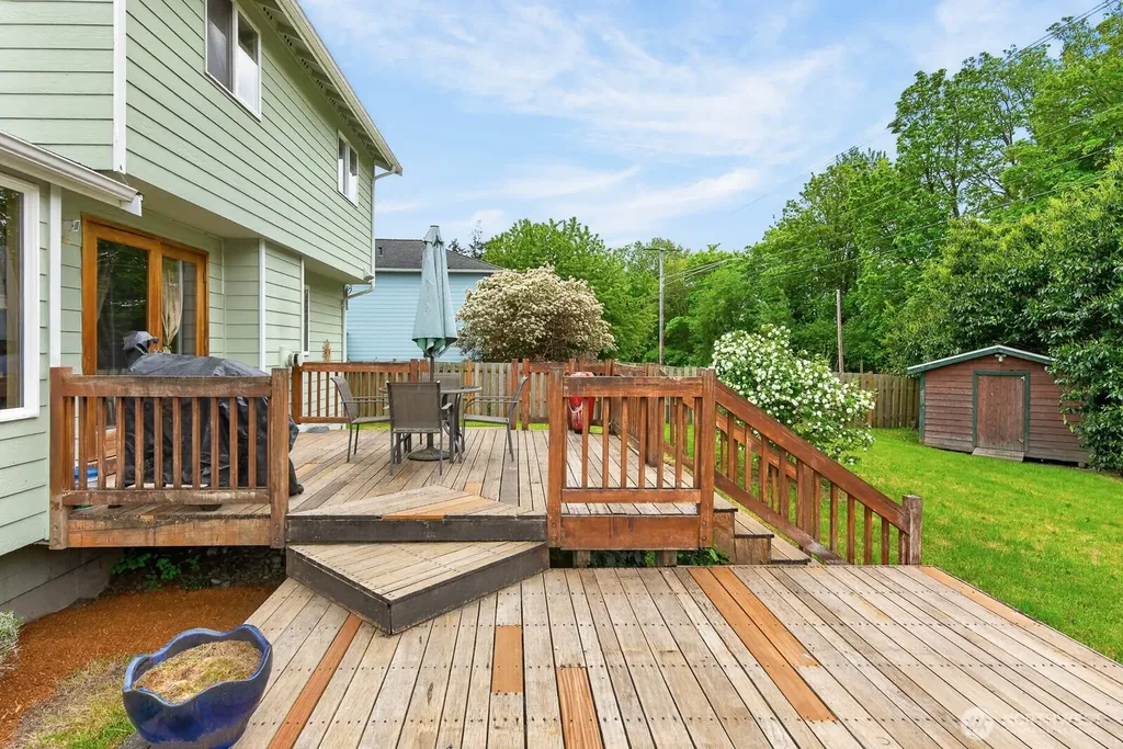 8008 262nd Street NW Stanwood WA 98292