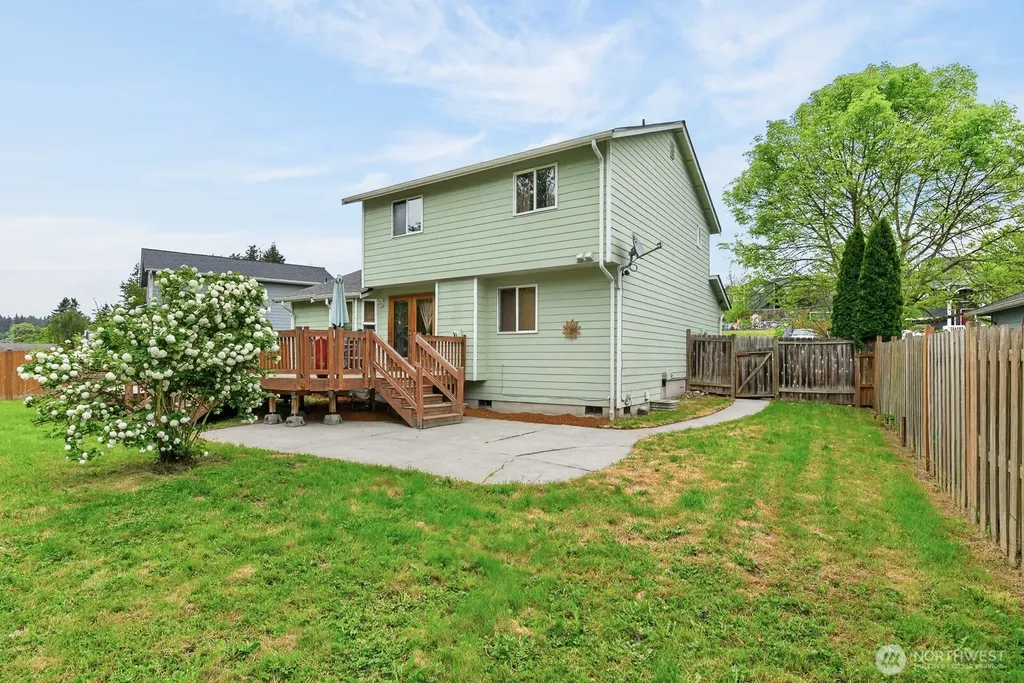 8008 262nd Street NW Stanwood WA 98292