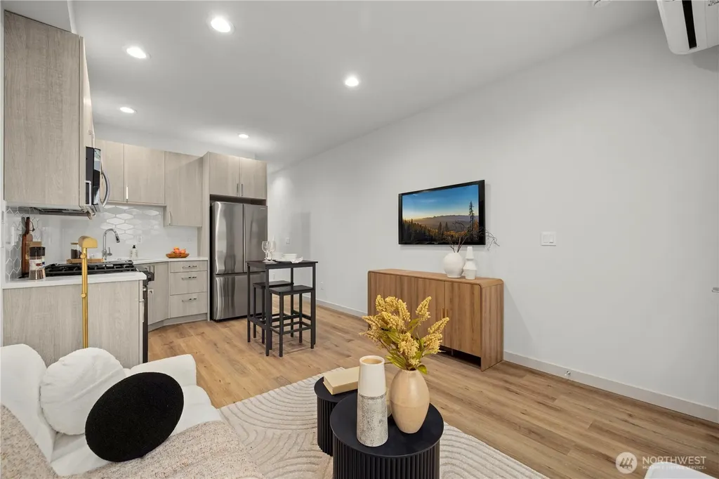 903 NW 56th Street Seattle WA 98107