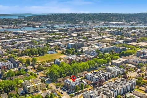 903 NW 56th Street Seattle WA 98107
