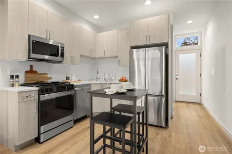903 NW 56th Street Seattle WA 98107