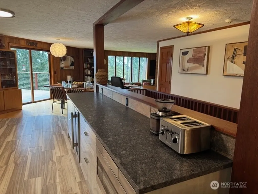 94 Raccoon Road Sequim WA 98382