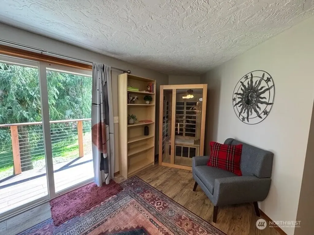 94 Raccoon Road Sequim WA 98382