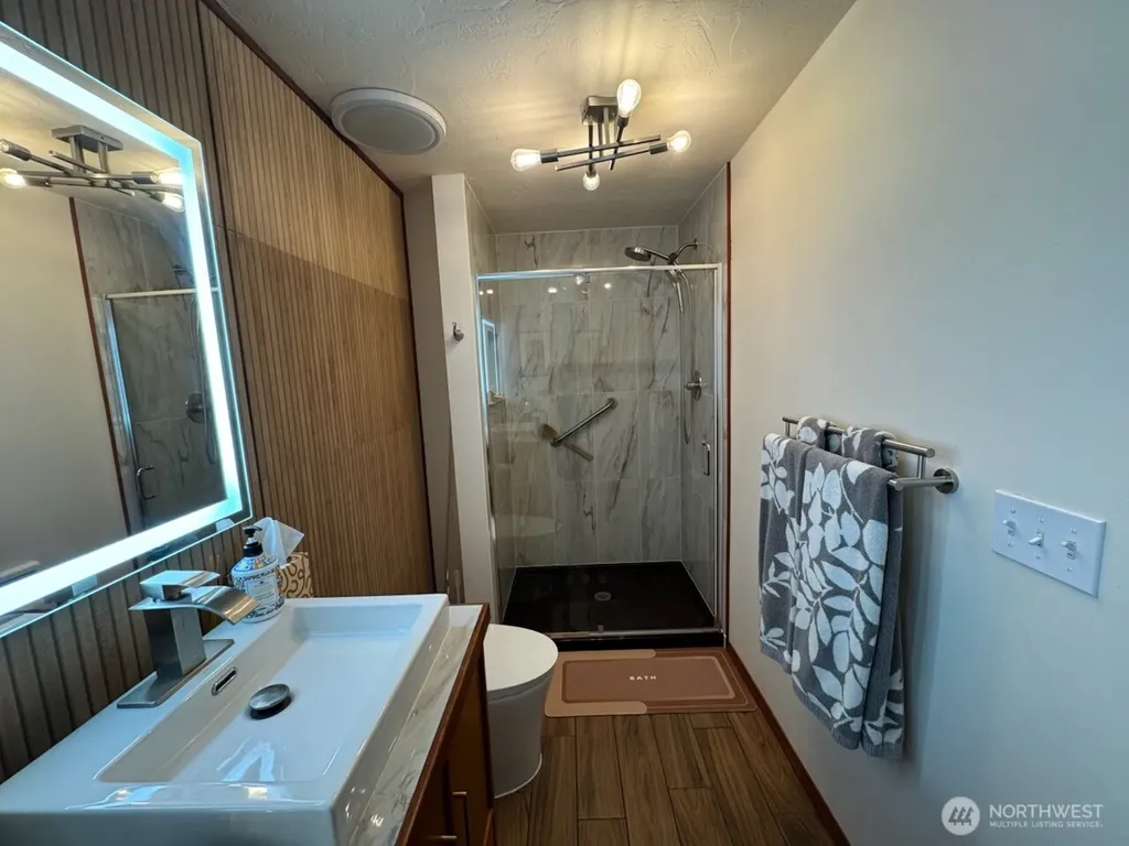 94 Raccoon Road Sequim WA 98382