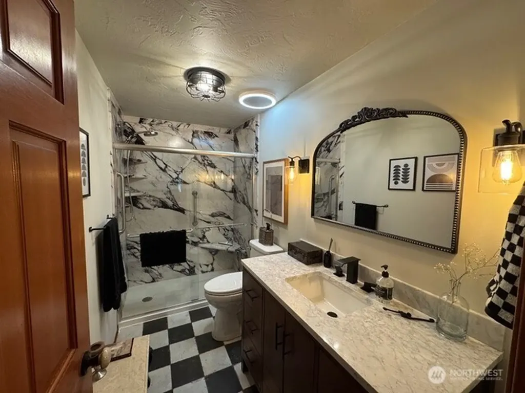 94 Raccoon Road Sequim WA 98382