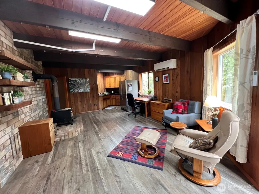 94 Raccoon Road Sequim WA 98382