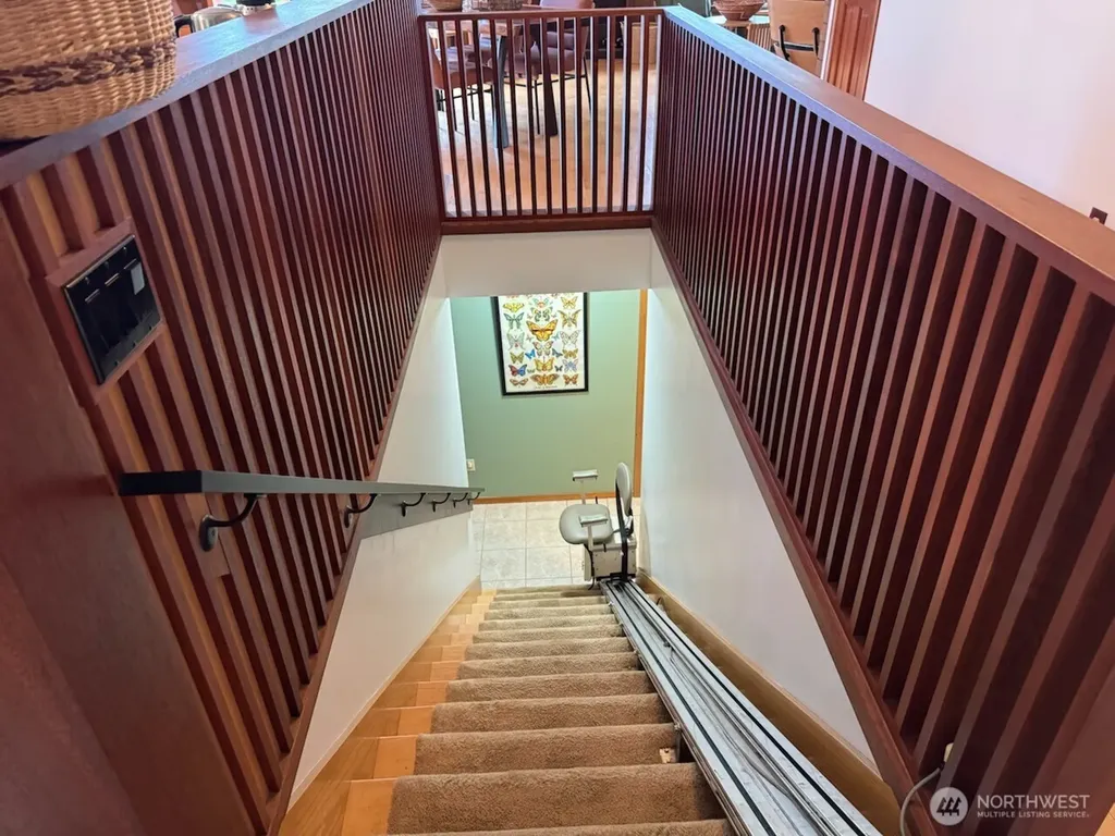 94 Raccoon Road Sequim WA 98382