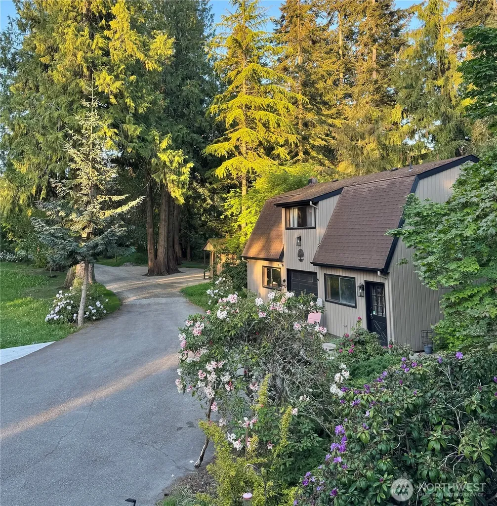 94 Raccoon Road Sequim WA 98382