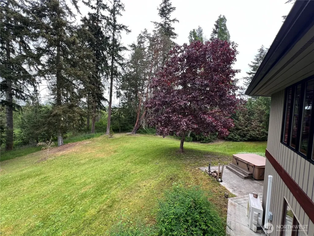 94 Raccoon Road Sequim WA 98382