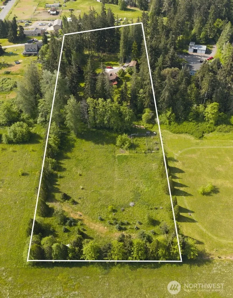 94 Raccoon Road Sequim WA 98382