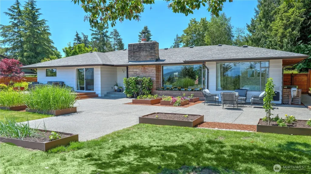 22010 34th Avenue S Seatac WA 98198