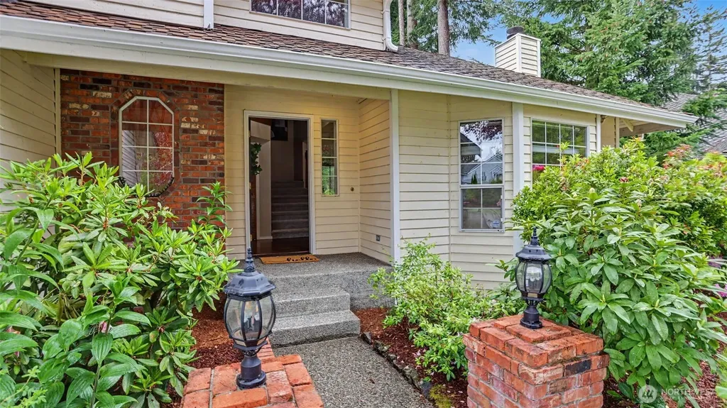 18314 142nd Avenue SE Renton WA 98058