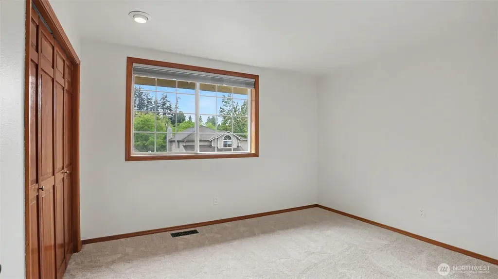 18314 142nd Avenue SE Renton WA 98058