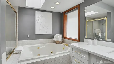 18314 142nd Avenue SE Renton WA 98058