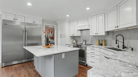 18314 142nd Avenue SE Renton WA 98058