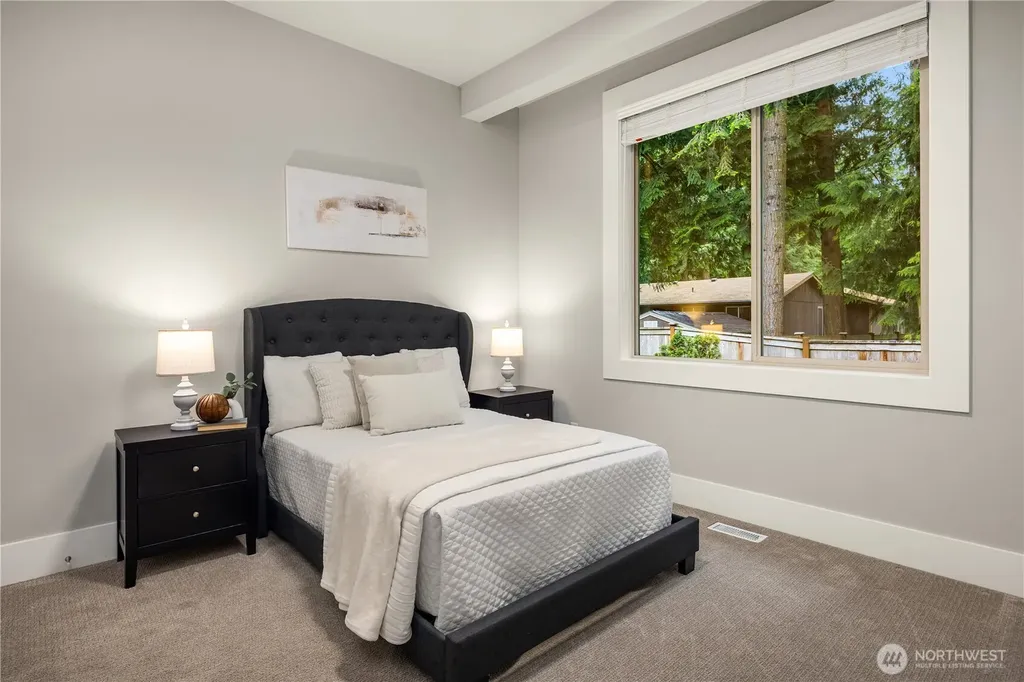 22277 NE 3rd Court Sammamish WA 98074