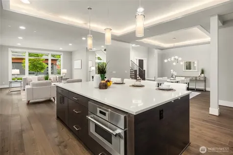 22277 NE 3rd Court Sammamish WA 98074