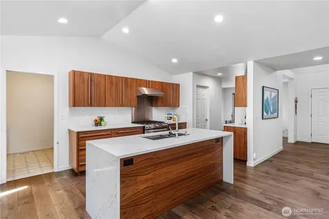70 Camano Lane Port Ludlow WA 98365