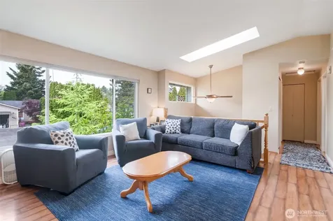 608 91st SW Everett WA 98204