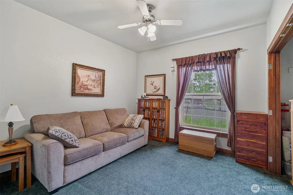2716 Foron Road Centralia WA 98531