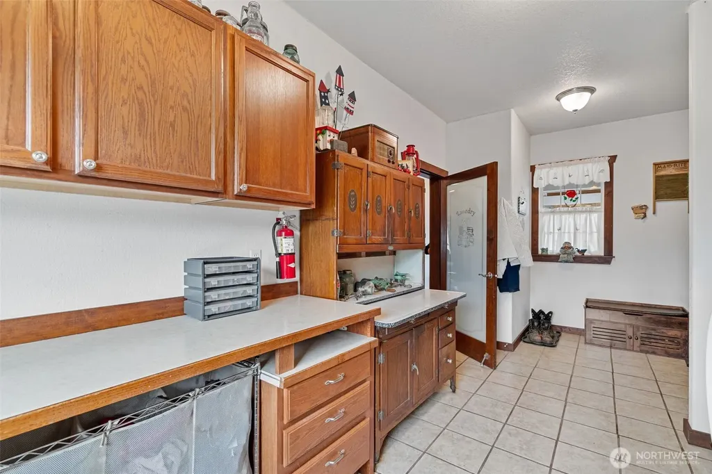 2716 Foron Road Centralia WA 98531