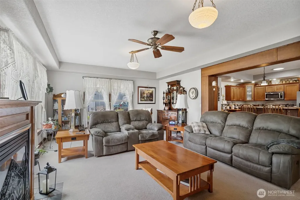 2716 Foron Road Centralia WA 98531