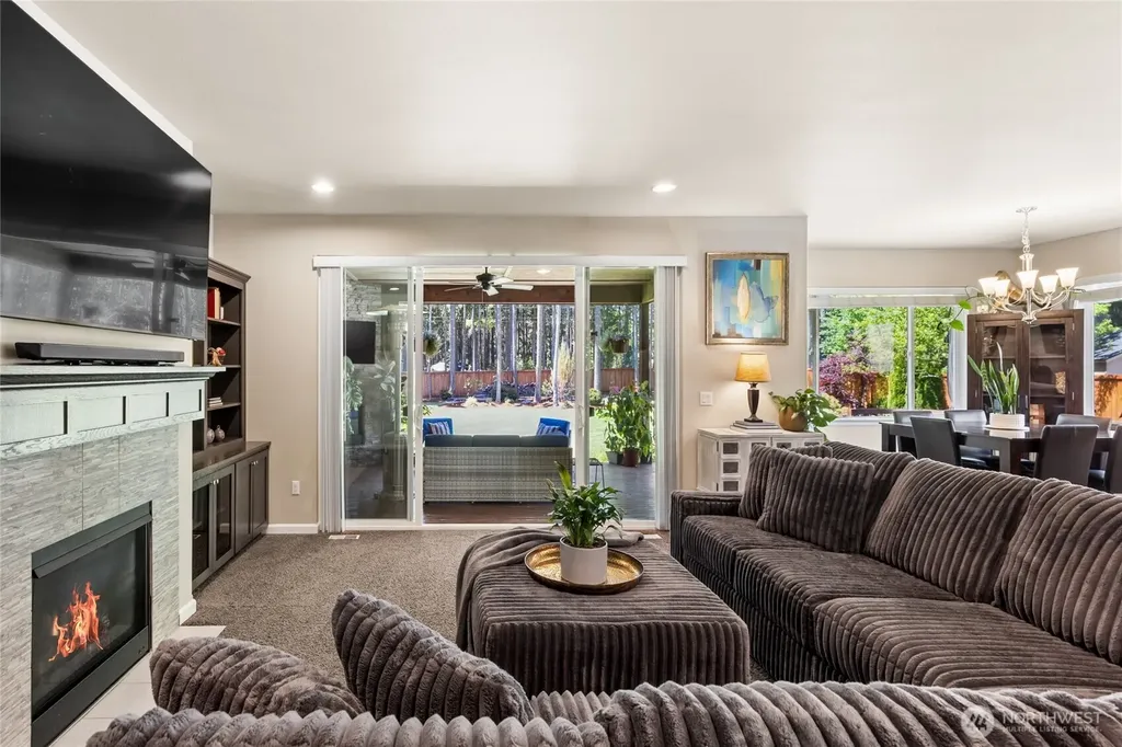 5143 Nuthatch Court NE Lacey WA 98516