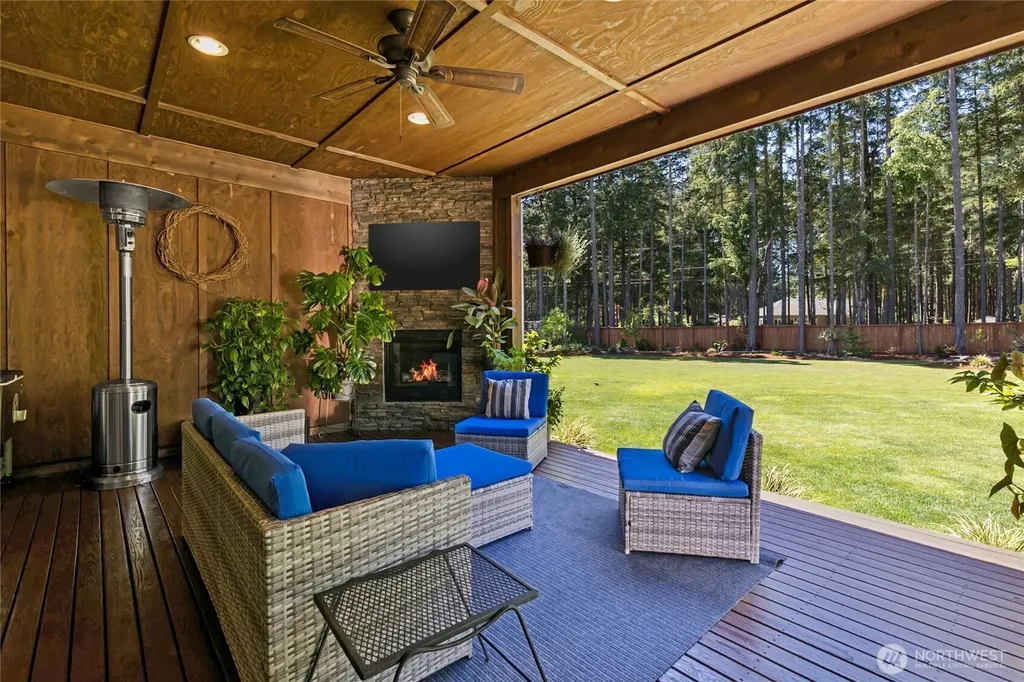 5143 Nuthatch Court NE Lacey WA 98516