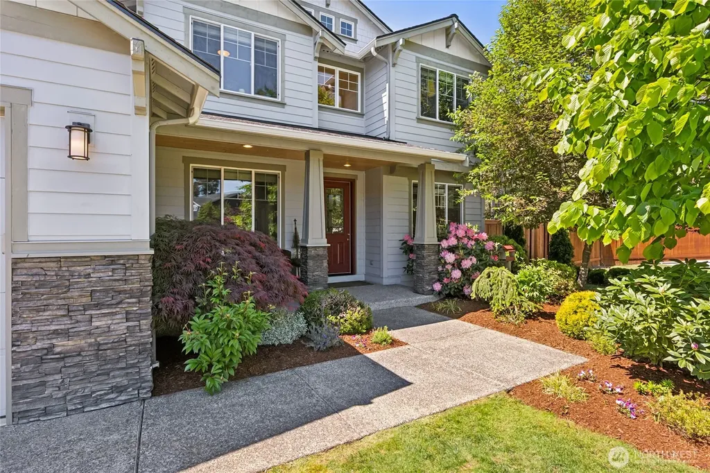 5143 Nuthatch Court NE Lacey WA 98516