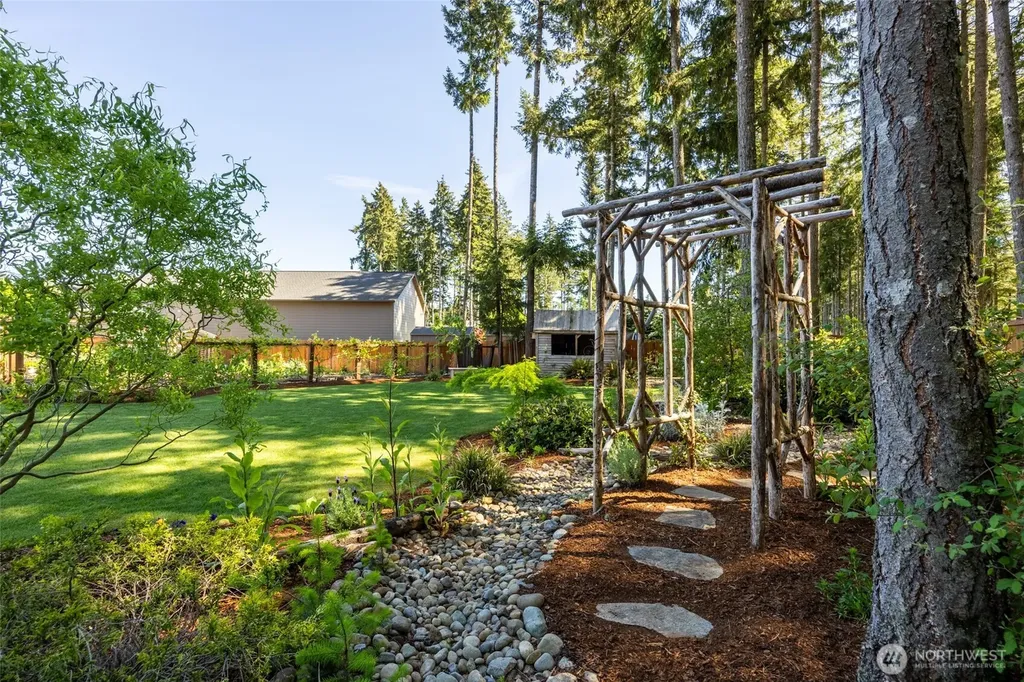 5143 Nuthatch Court NE Lacey WA 98516