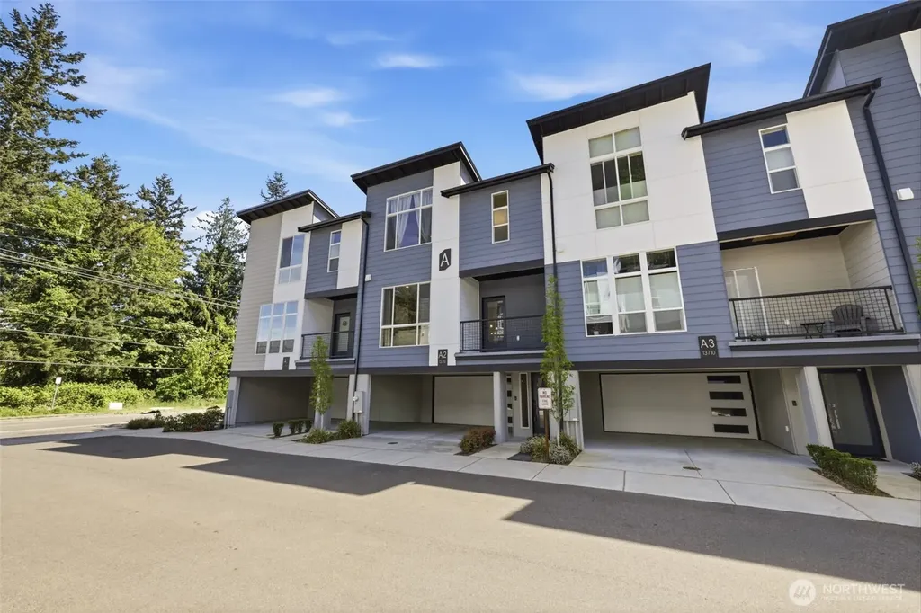 13710 Ash Way Everett WA 98204