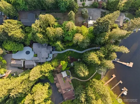 3718 S 334th Street Federal Way WA 98001