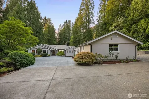 3718 S 334th Street Federal Way WA 98001