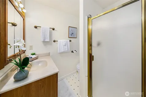 15545 8th Avenue NE Shoreline WA 98155
