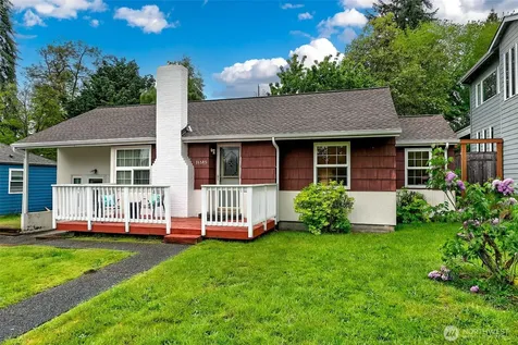 15545 8th Avenue NE Shoreline WA 98155