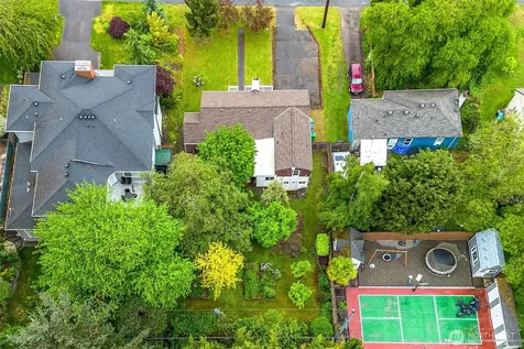 15545 8th Avenue NE Shoreline WA 98155