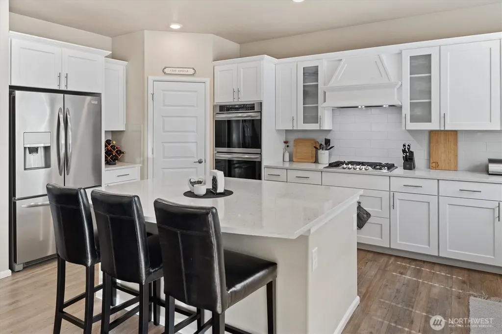 17525 Crossing Drive E Puyallup WA 98374