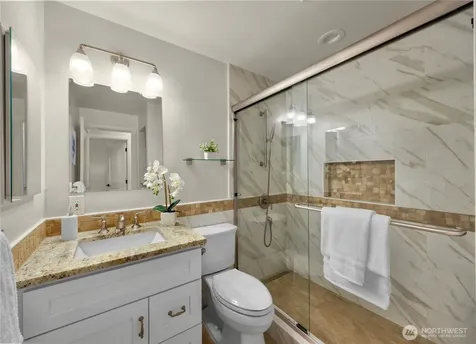 4050 W Lake Sammamish Parkway NE Redmond WA 98052