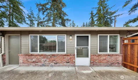 4050 W Lake Sammamish Parkway NE Redmond WA 98052