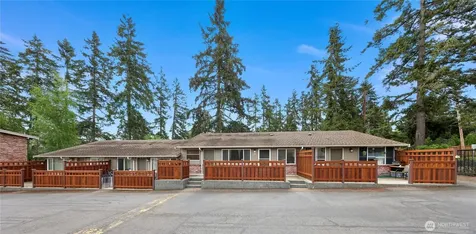 4050 W Lake Sammamish Parkway NE Redmond WA 98052