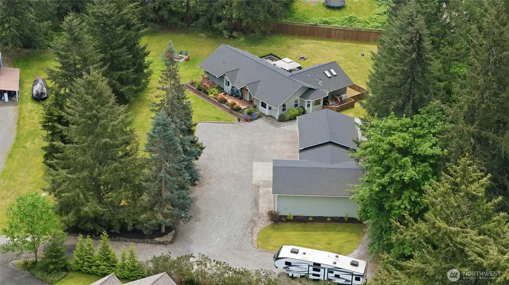 24047 192nd Place SE Covington WA 98042