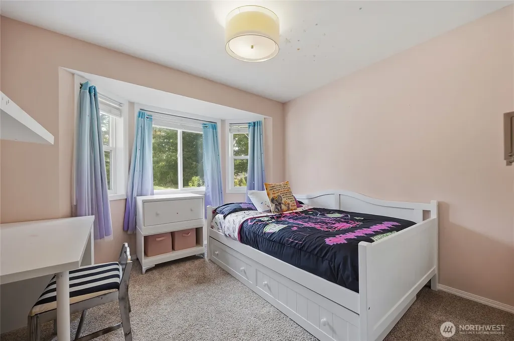 24047 192nd Place SE Covington WA 98042